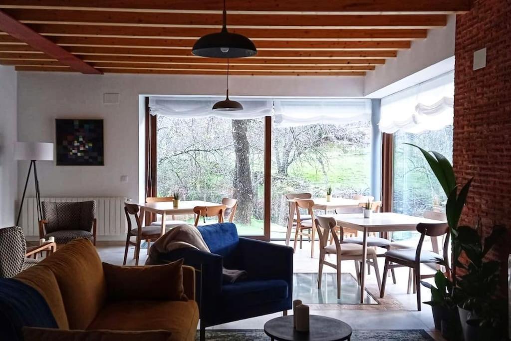 فيلا Molino Mellado Casavieja المظهر الخارجي الصورة